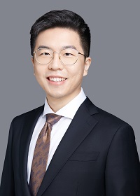 丁旭辉-胸像照 - 副本.jpg